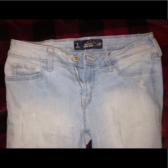 Hollister Skinny Jeans - Picture 2 of 3